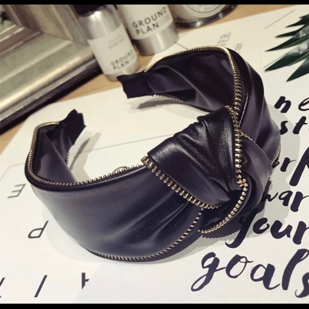 Lather hair band